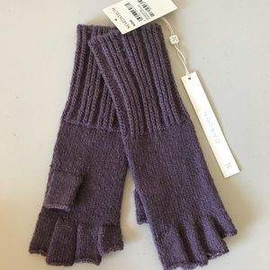 Caslon fingerless gloves. One Size Fits All